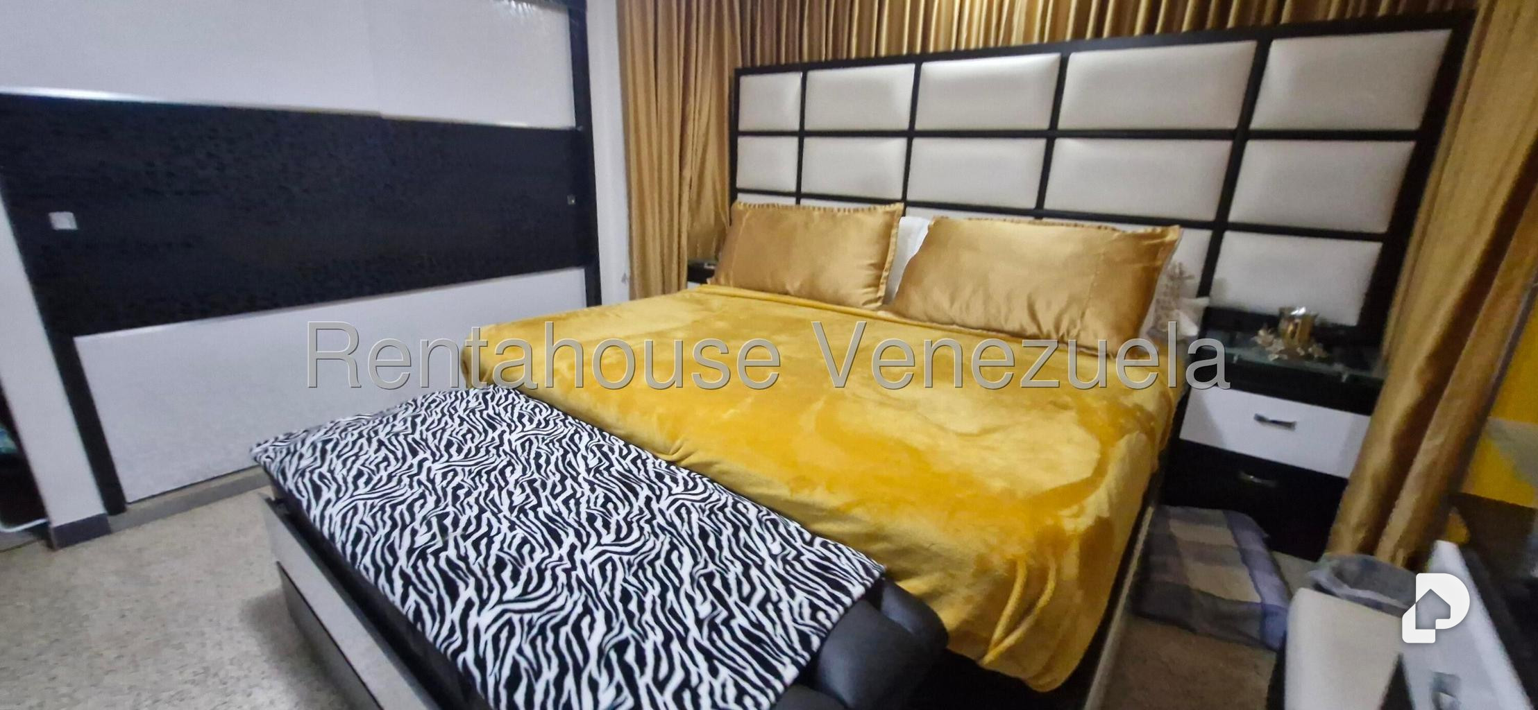 Apartamento en Los Palos Grandes, Caracas – 14