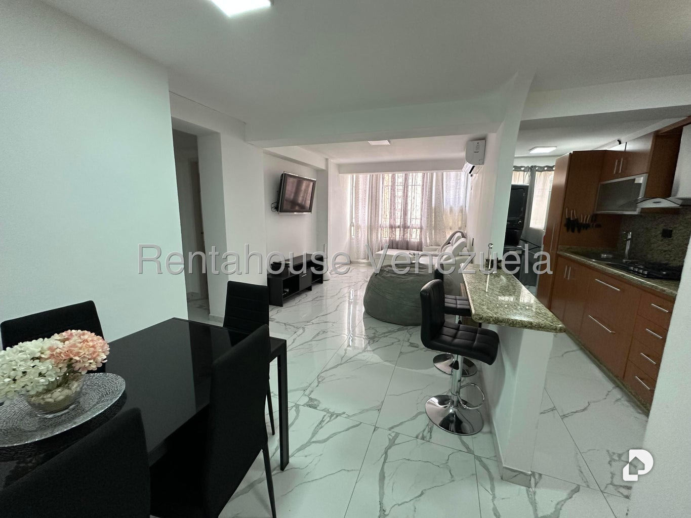 Apartamento en La Urbina, Caracas – 2