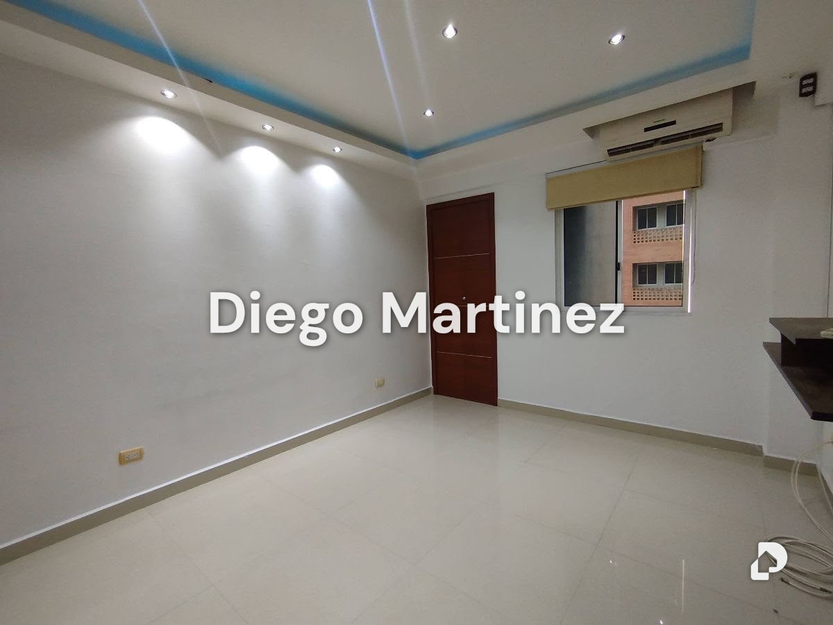 Apartamento en El Parral, Valencia – 2