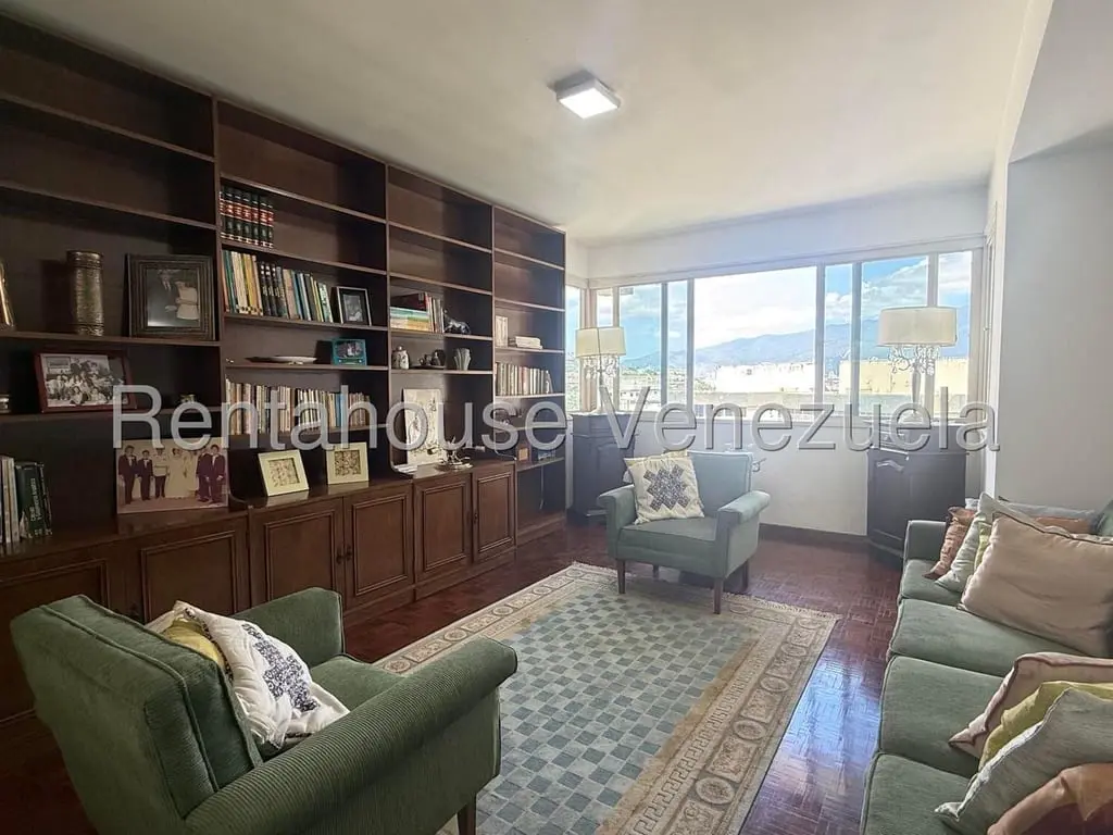 Apartment in Santa Rosa de Lima, Caracas - 1
