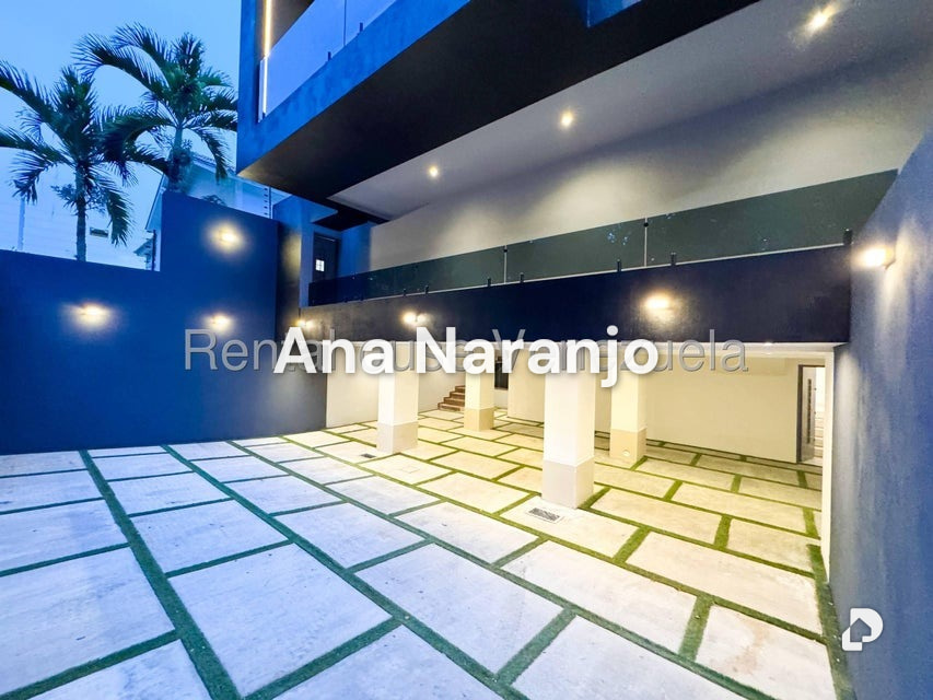 Casa en Caracas – 38