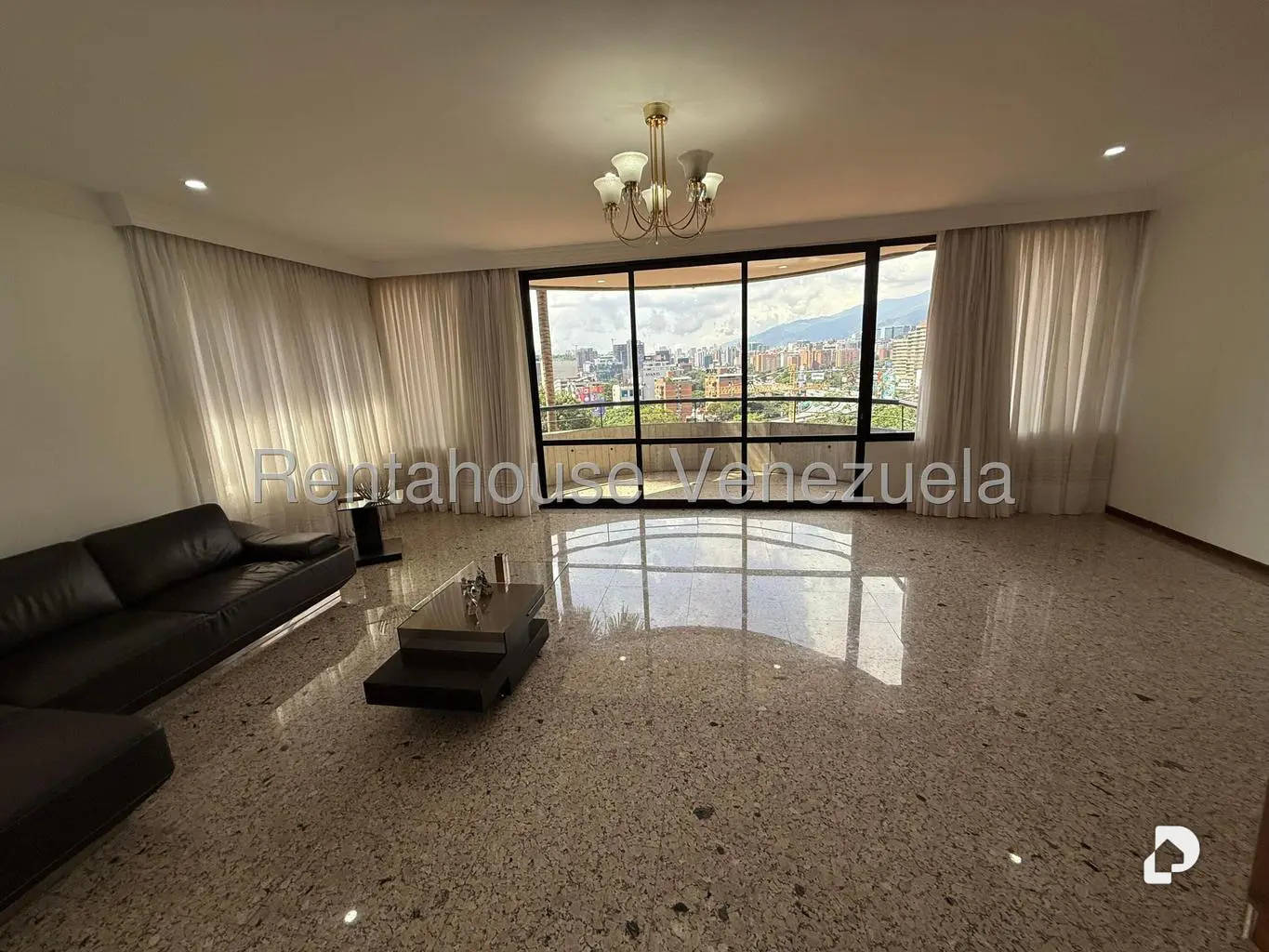 Apartamento en Lomas de Las Mercedes, Caracas – 5