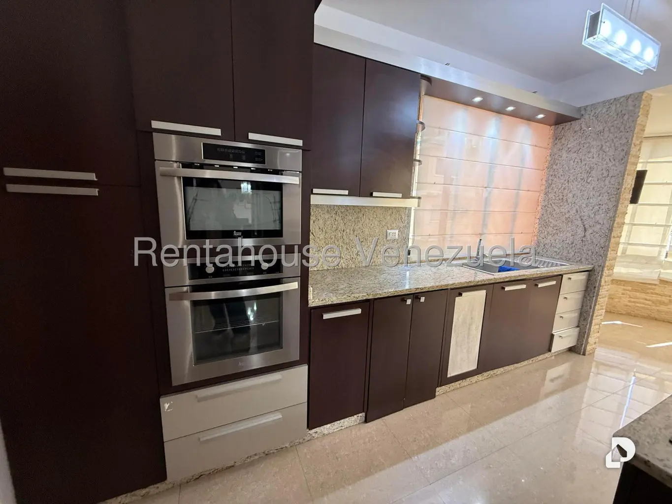 Apartamento en Lomas de Las Mercedes, Caracas – 21