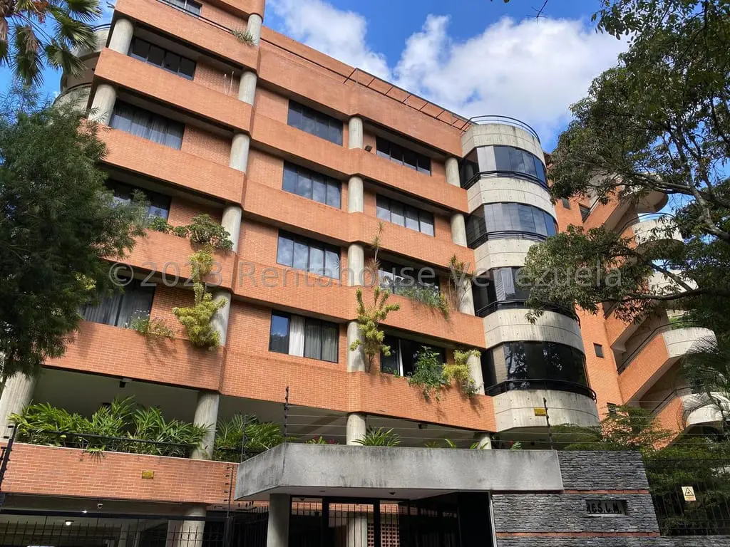 Apartment in Lomas de Las Mercedes, Caracas - 1