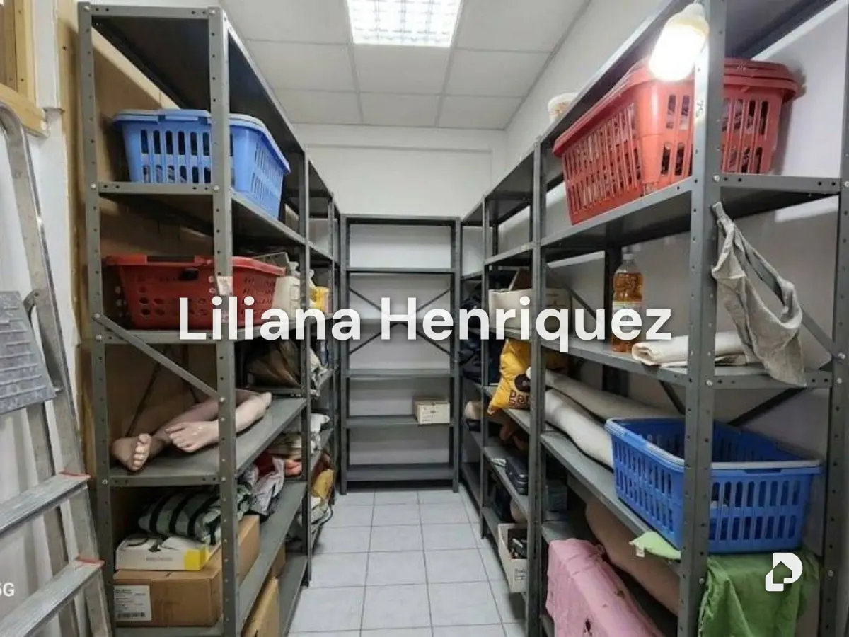 Local comercial en Parroquia Urbana San José, Valencia – 6