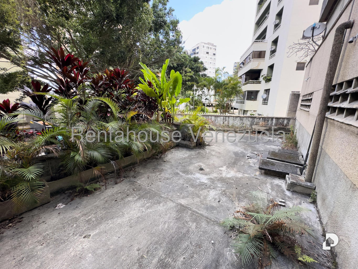 Apartamento en Los Naranjos (del Cafetal), Caracas – 24