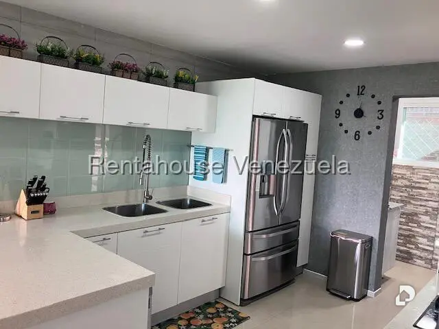 Apartamento en La Boyera, Caracas – 16