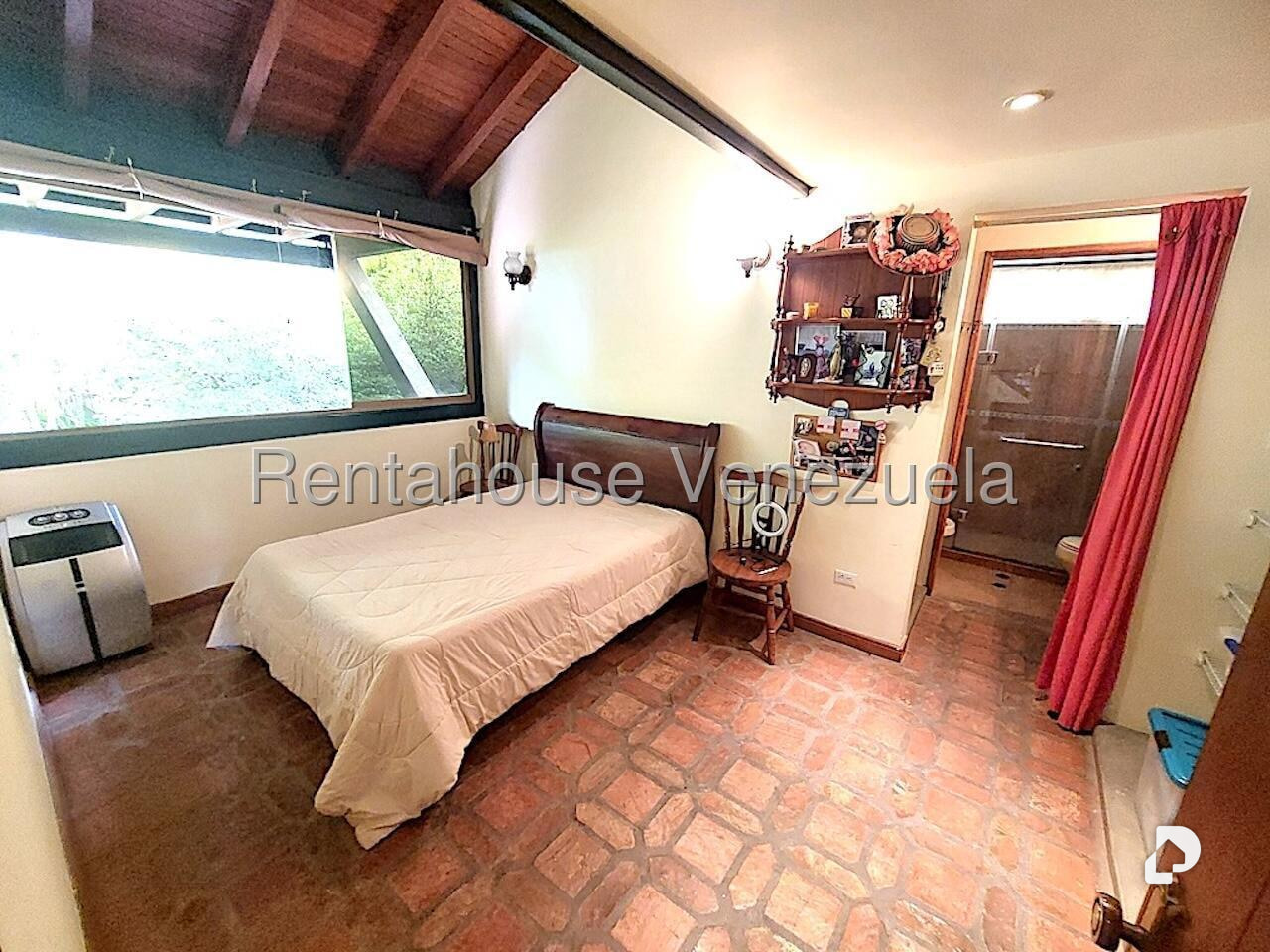 Casa en El Hatillo, Caracas – 19