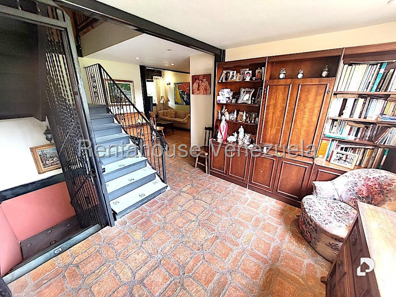 Casa en El Hatillo, Caracas – 12