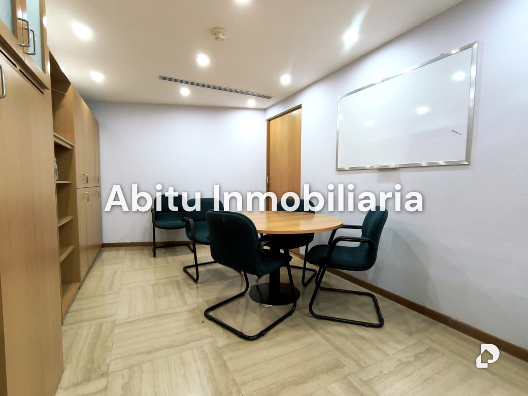 Oficina en Chacao, Caracas – 11