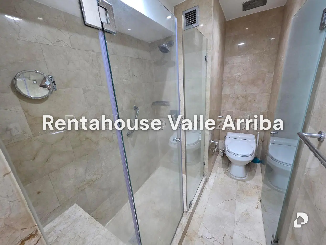 Apartamento en Campo Alegre, Caracas – 28