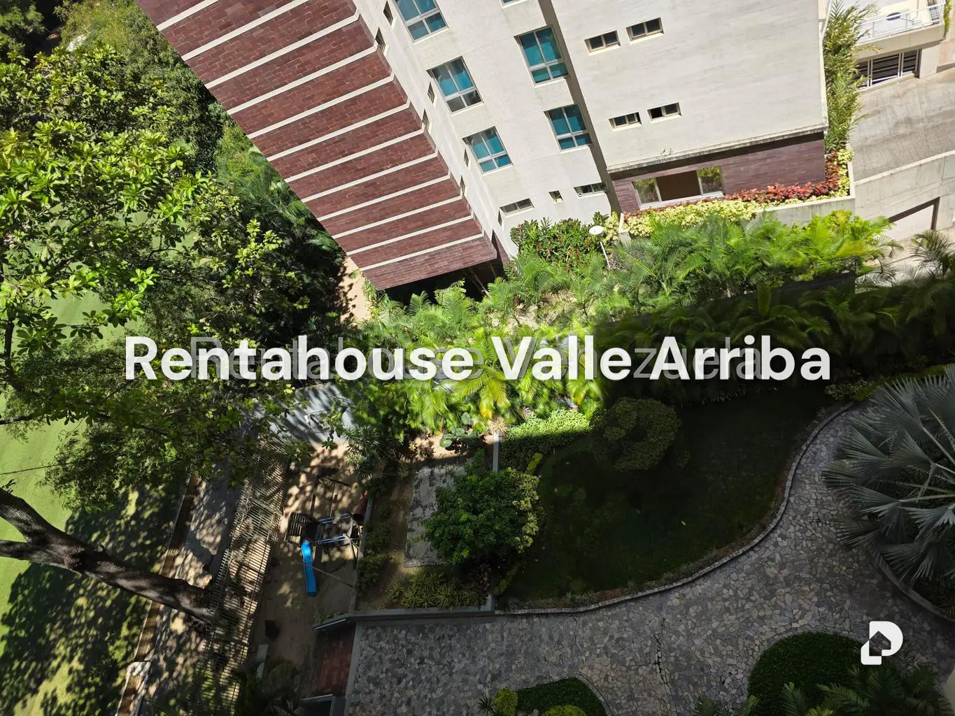 Apartamento en Campo Alegre, Caracas – 17