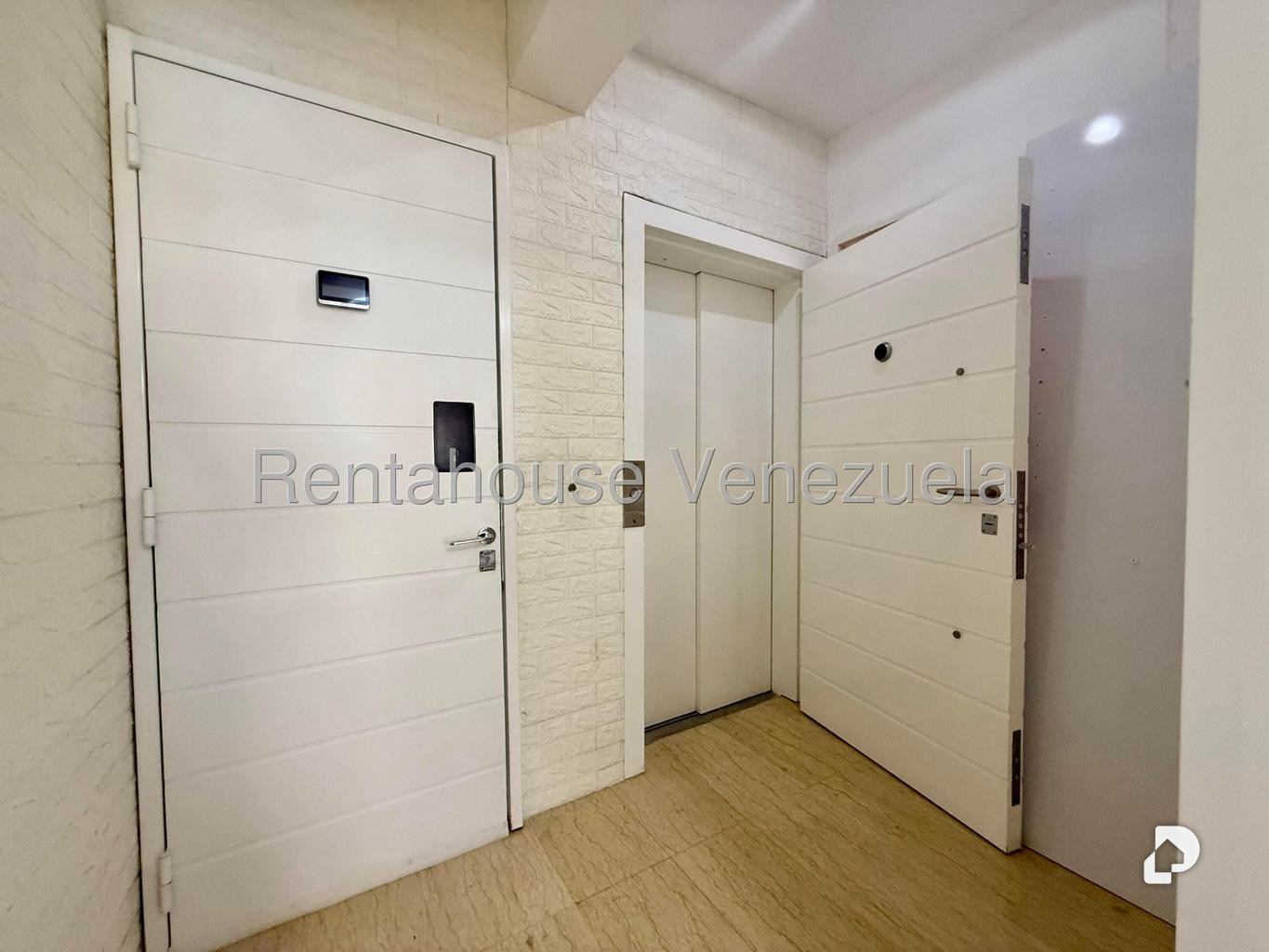 Apartamento en Los Pomelos, Caracas – 16