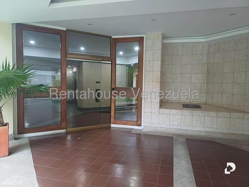 Apartment in Campo Alegre, Caracas – 8