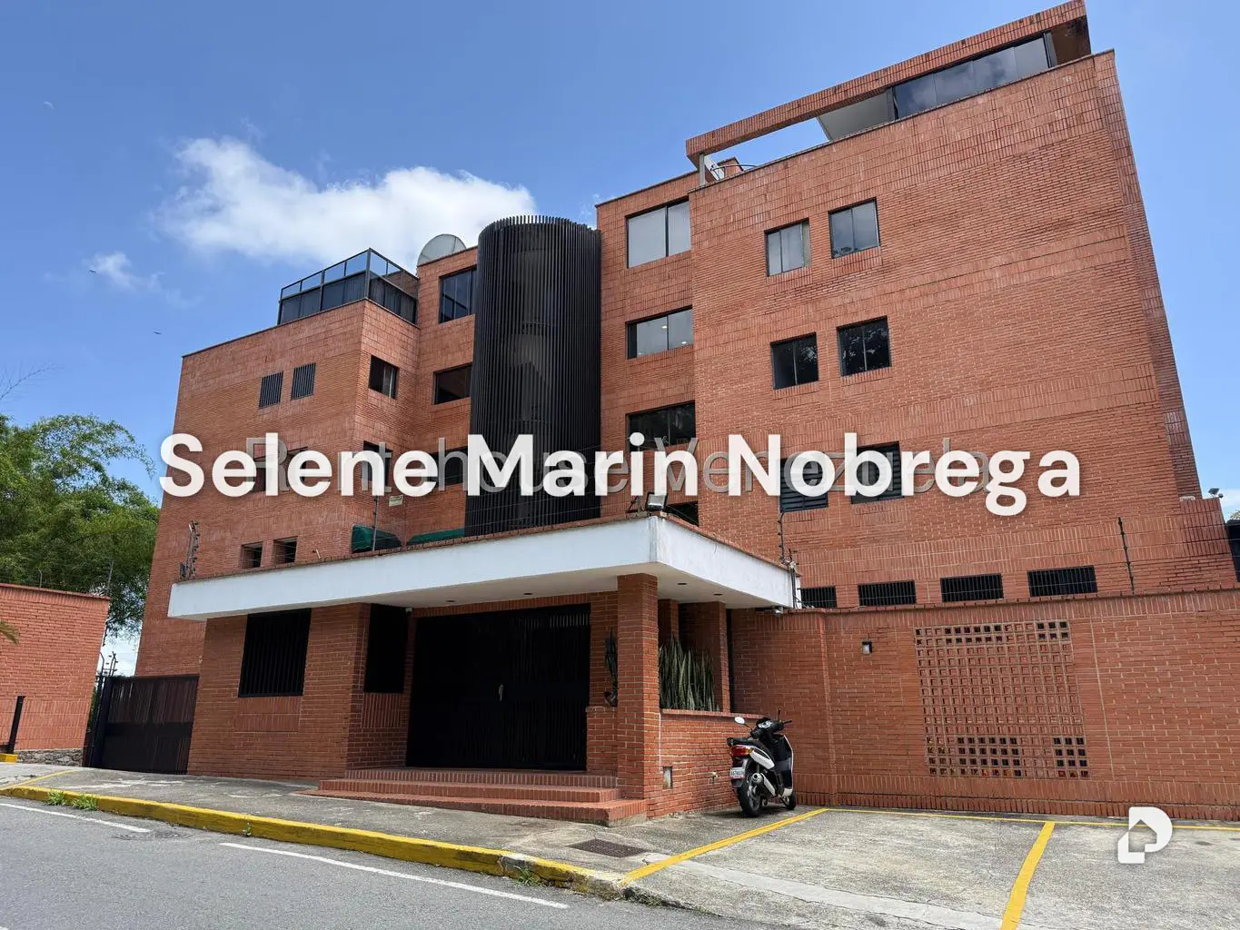 Apartment in Alto Hatillo, Caracas – 1