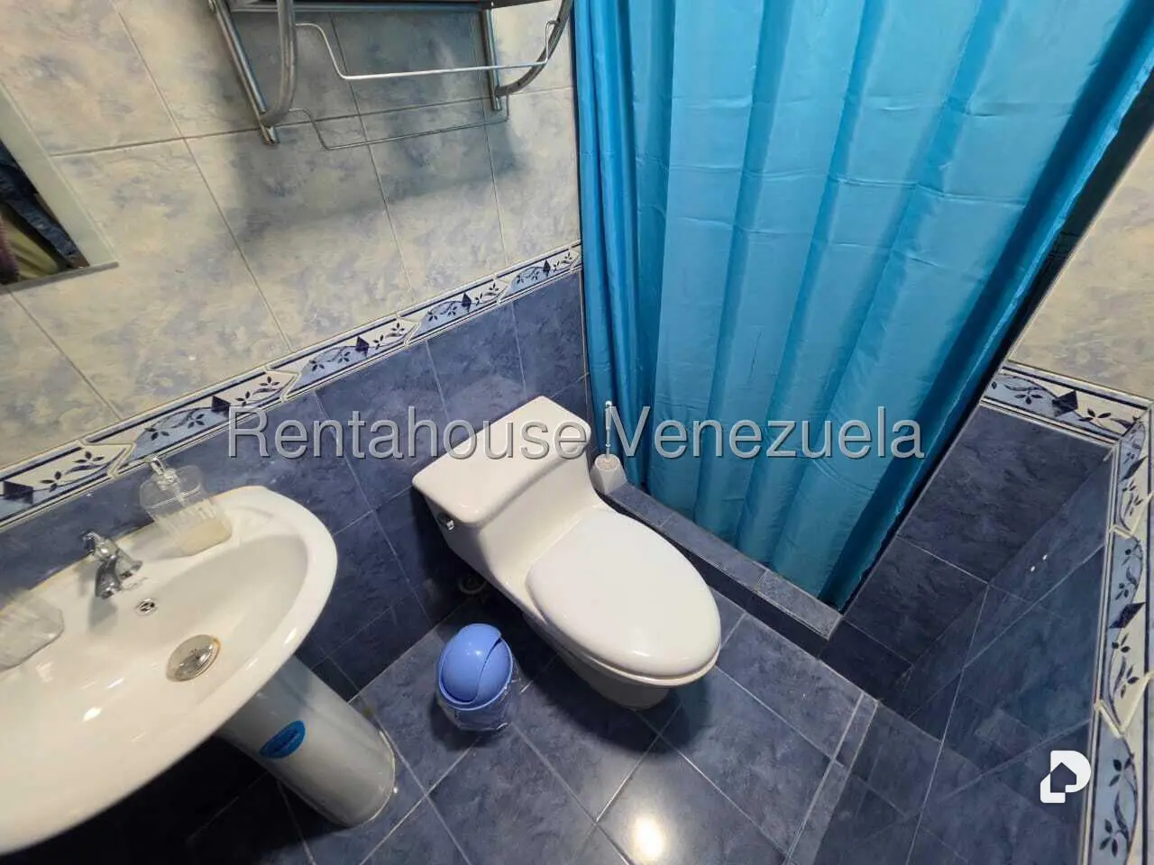 Apartamento en La Bonita, Caracas – 11