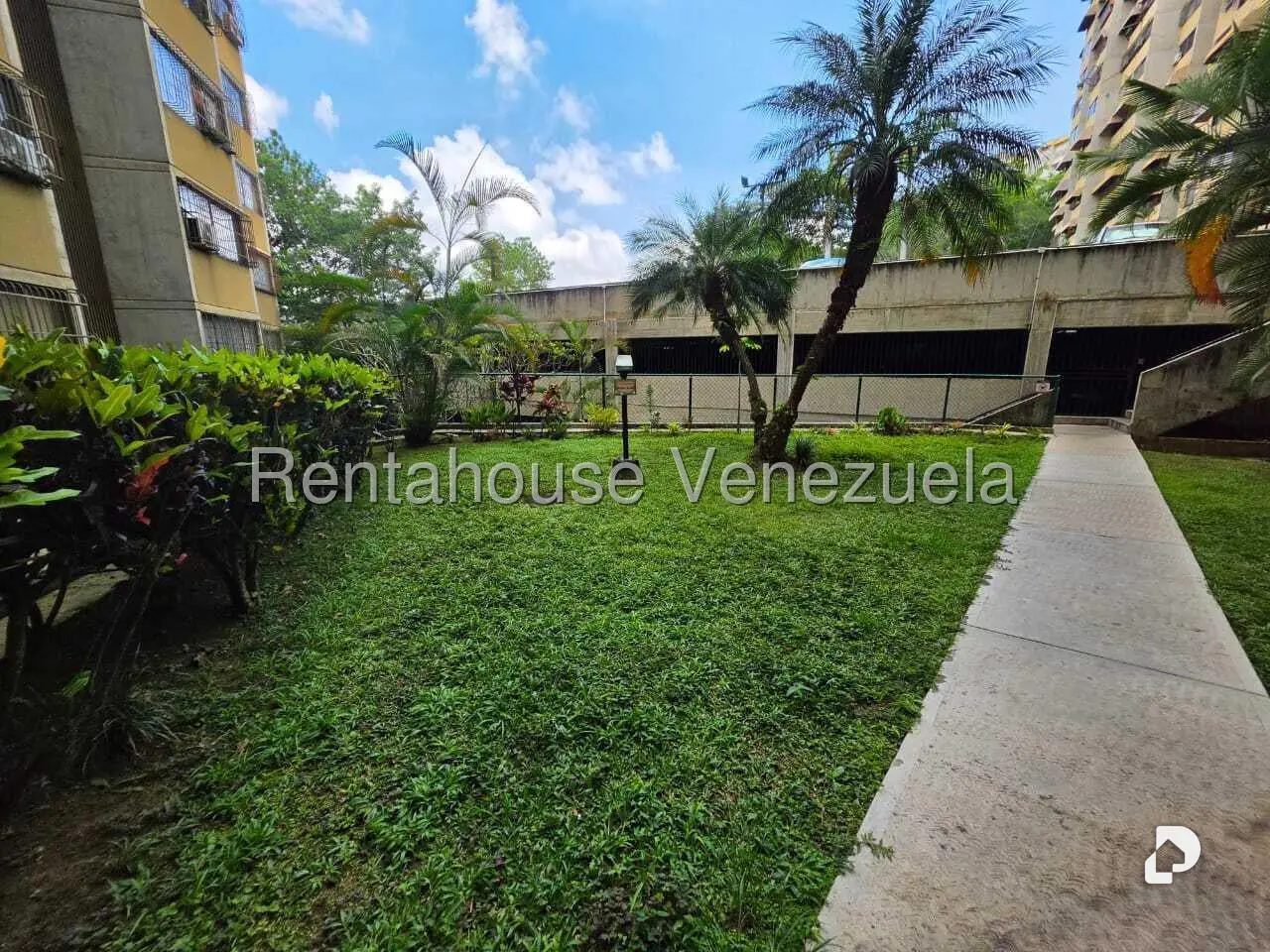 Apartamento en La Bonita, Caracas – 18