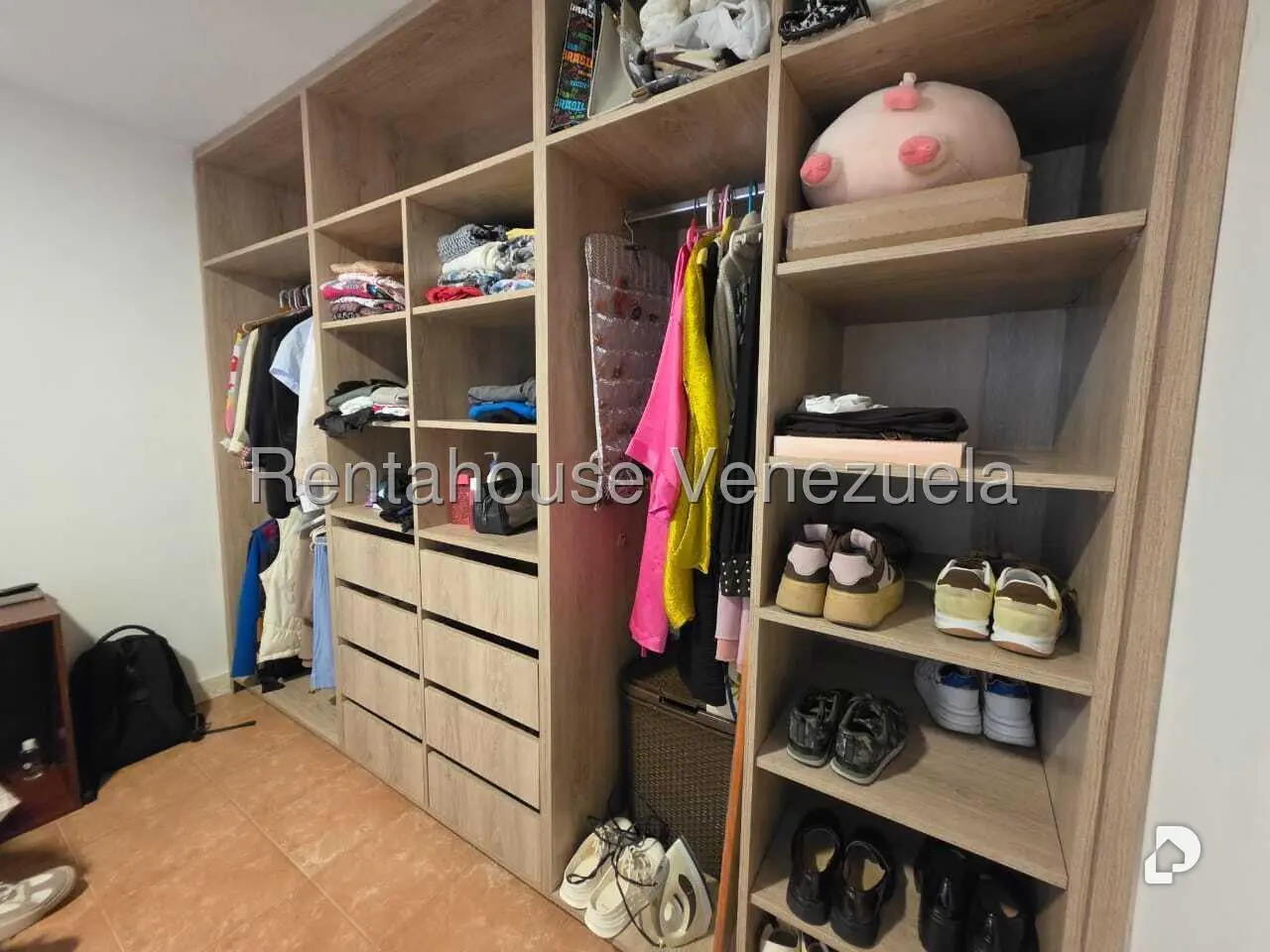 Apartamento en La Bonita, Caracas – 8