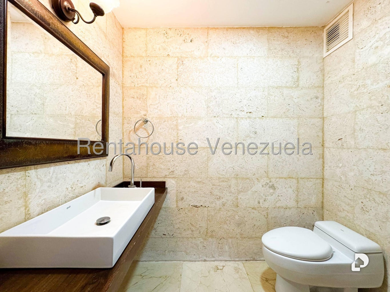 Casa en Las Marías, Caracas – 19