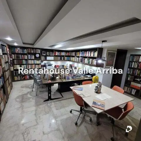 Casa en Cumbres de Curumo, Caracas – 21
