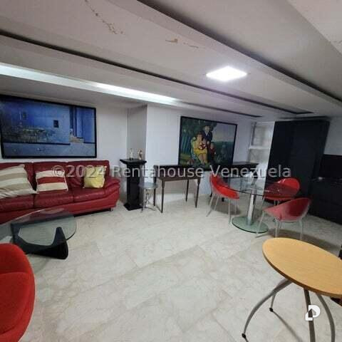 Casa en Cumbres de Curumo, Caracas – 23