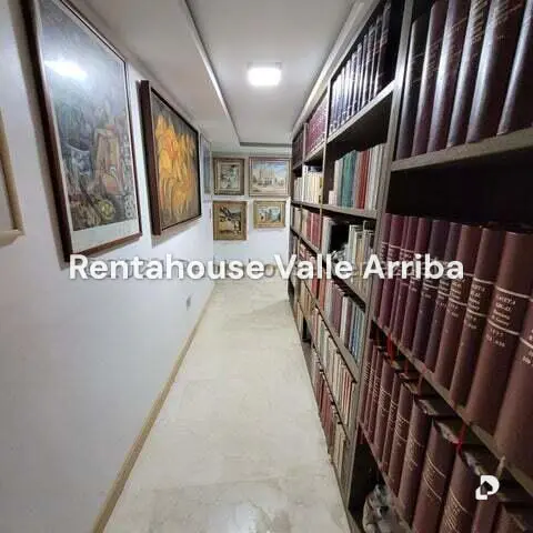 Casa en Cumbres de Curumo, Caracas – 22