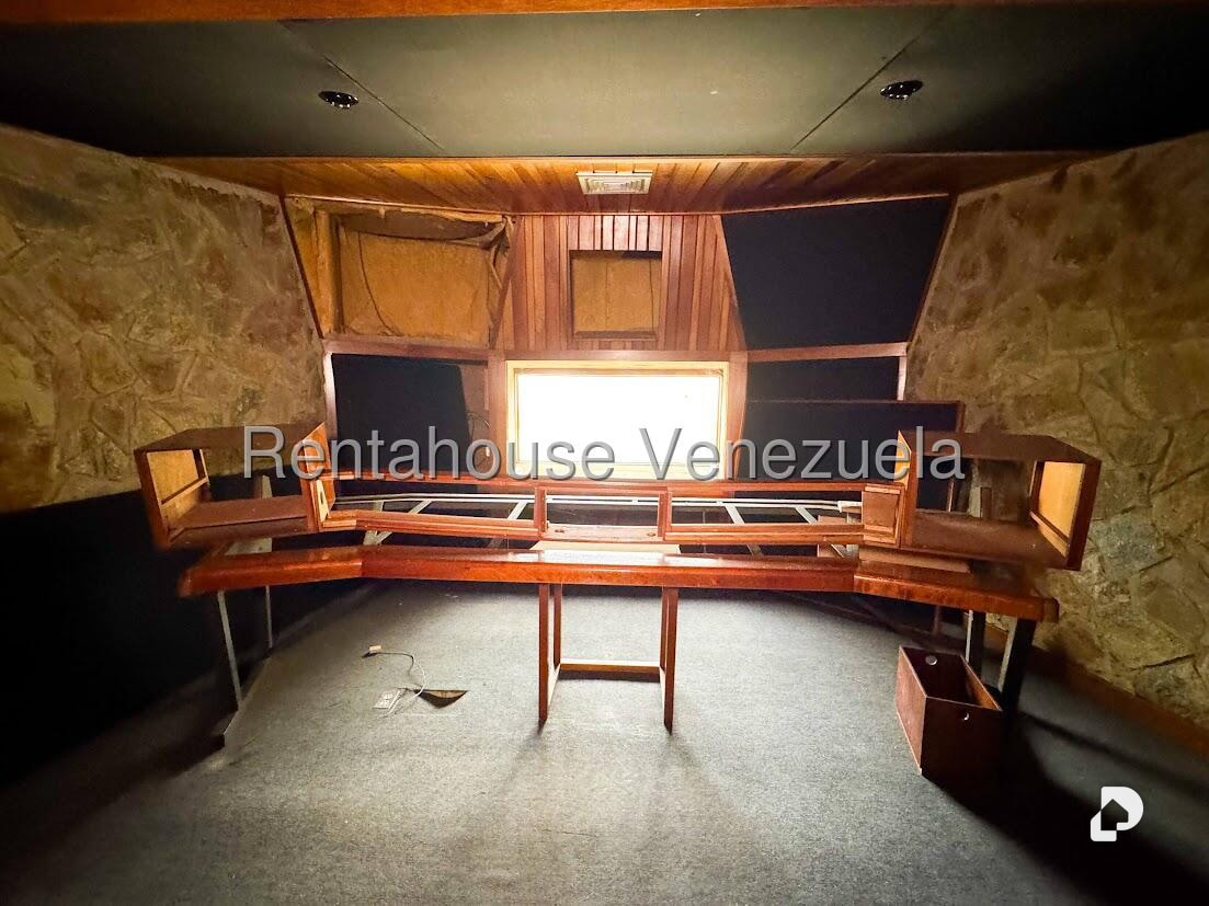 Oficina en Colinas de Bello Monte, Caracas – 18