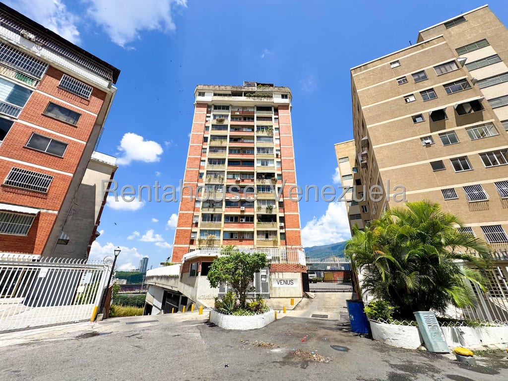 Oficina en Colinas de Bello Monte, Caracas - 1