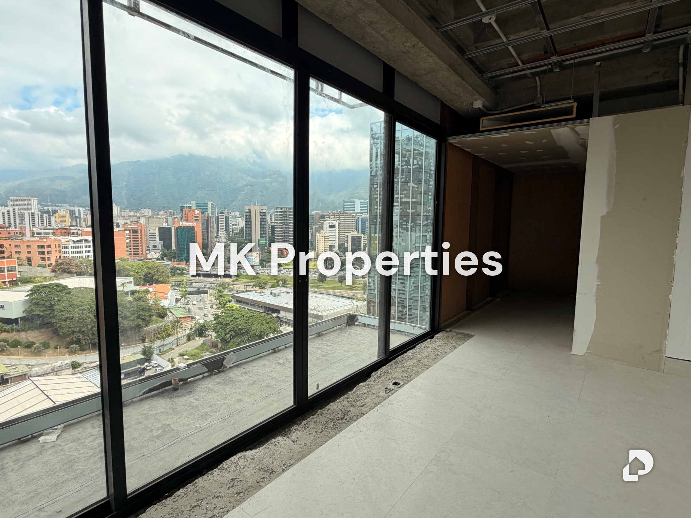 Apartamento en Las Mercedes, Caracas – 1