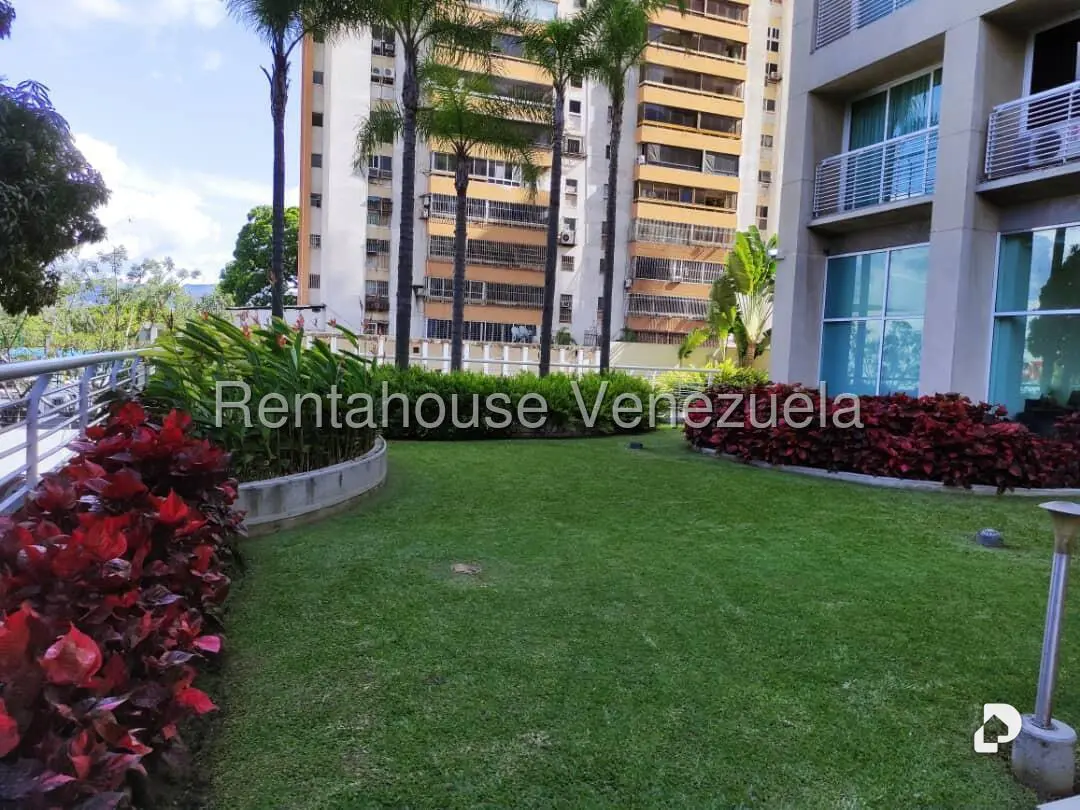 Apartamento en Santa Eduvigis, Caracas – 13