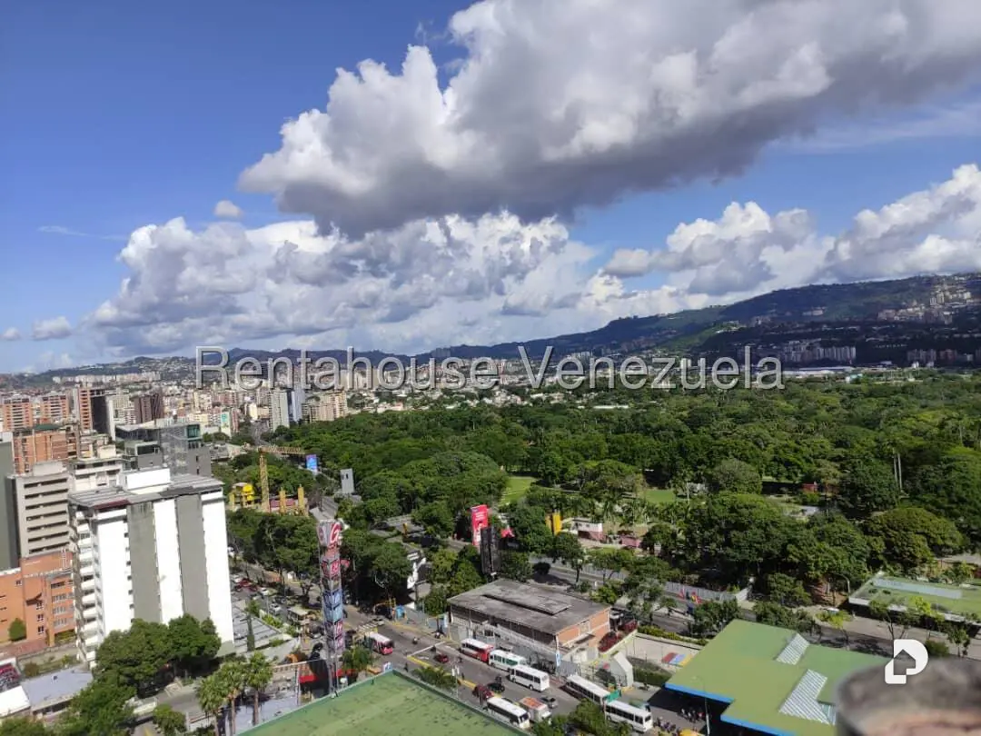 Apartamento en Santa Eduvigis, Caracas – 26