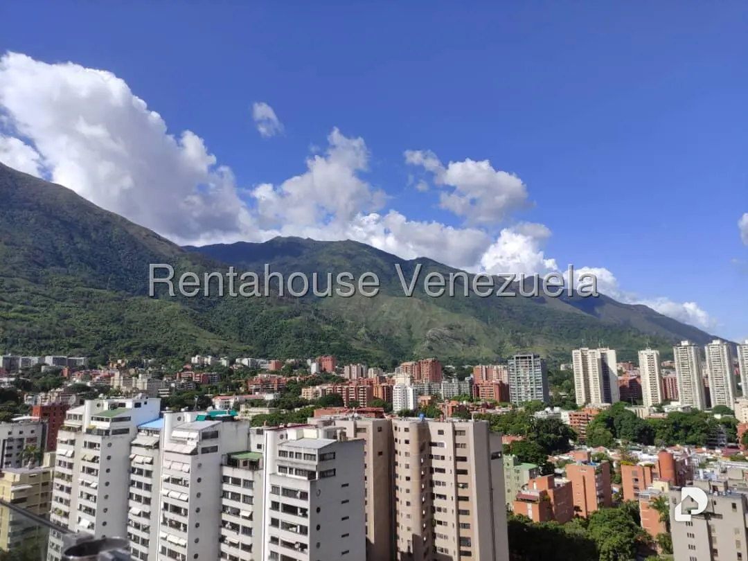 Apartamento en Santa Eduvigis, Caracas – 24