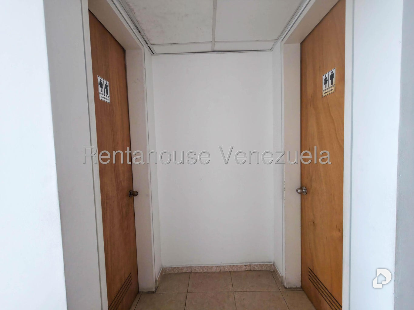 Oficina en Los Dos Caminos, Caracas – 10