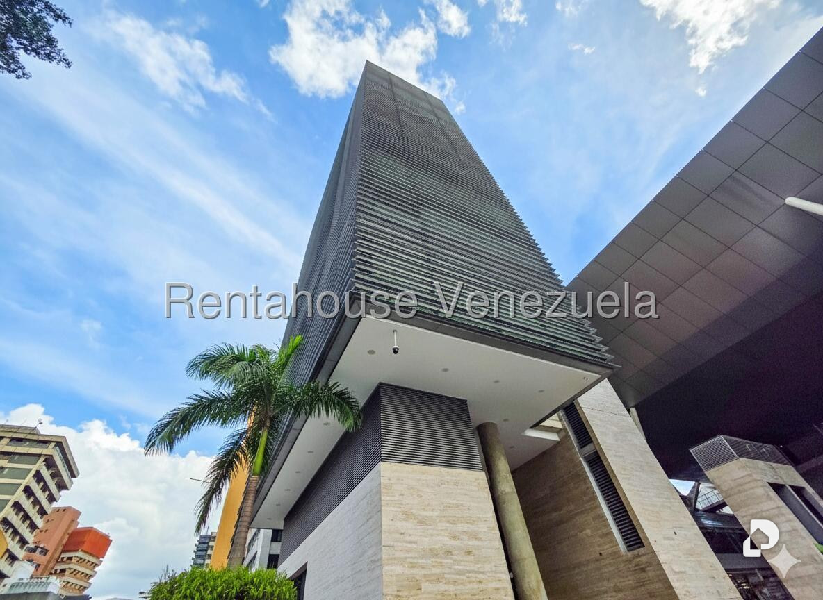 Oficina en Los Dos Caminos, Caracas – 1
