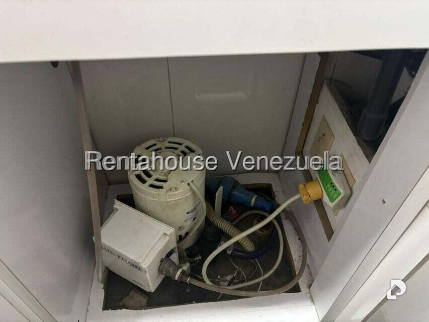 Local comercial en Terrazas del Ávila, Caracas – 2