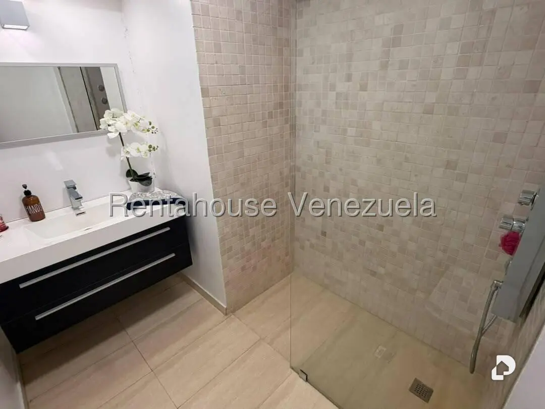 Apartamento en Terrazas del Ávila, Caracas