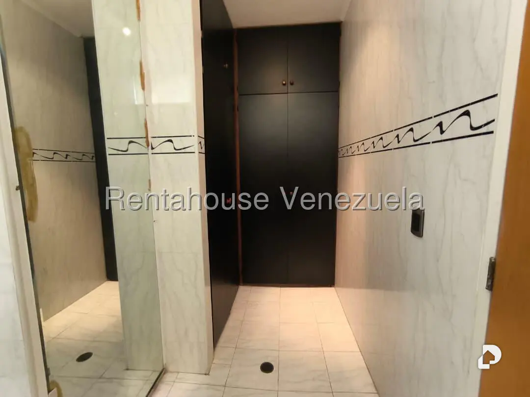 Apartamento en Lomas de Chuao, Caracas – 23
