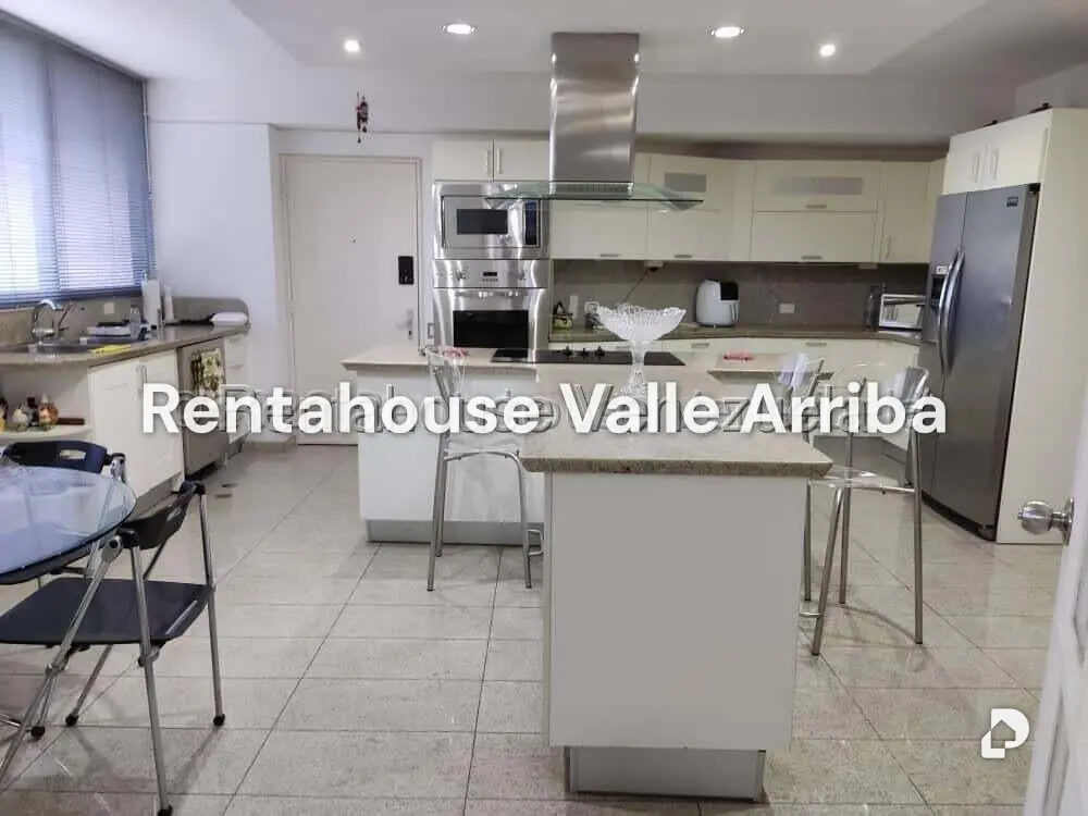 Apartamento en Colinas de Valle Arriba, Caracas – 16
