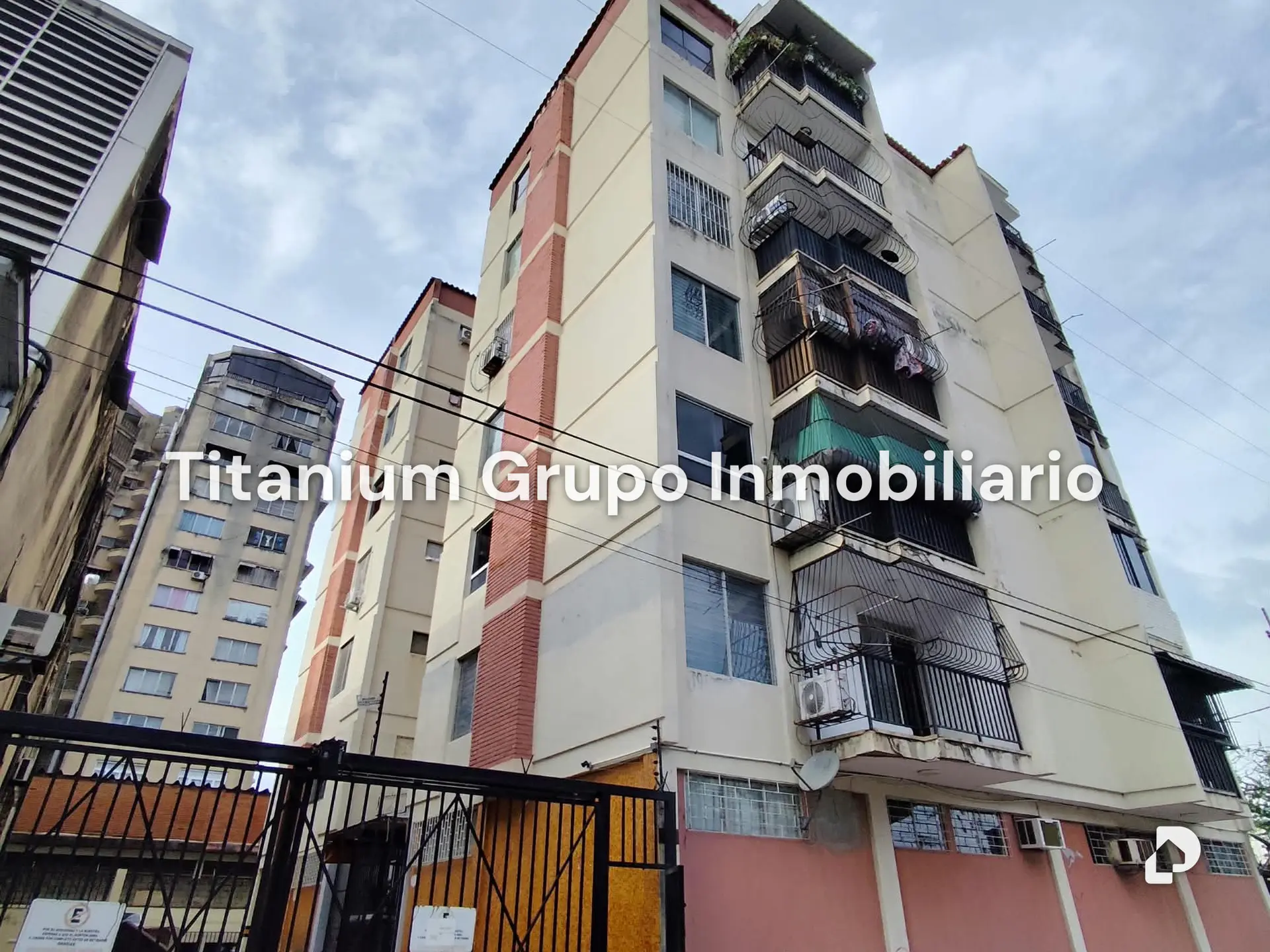 Apartamento en Av. Bolívar Norter los sauces residencia San Antonio, Valencia – 10