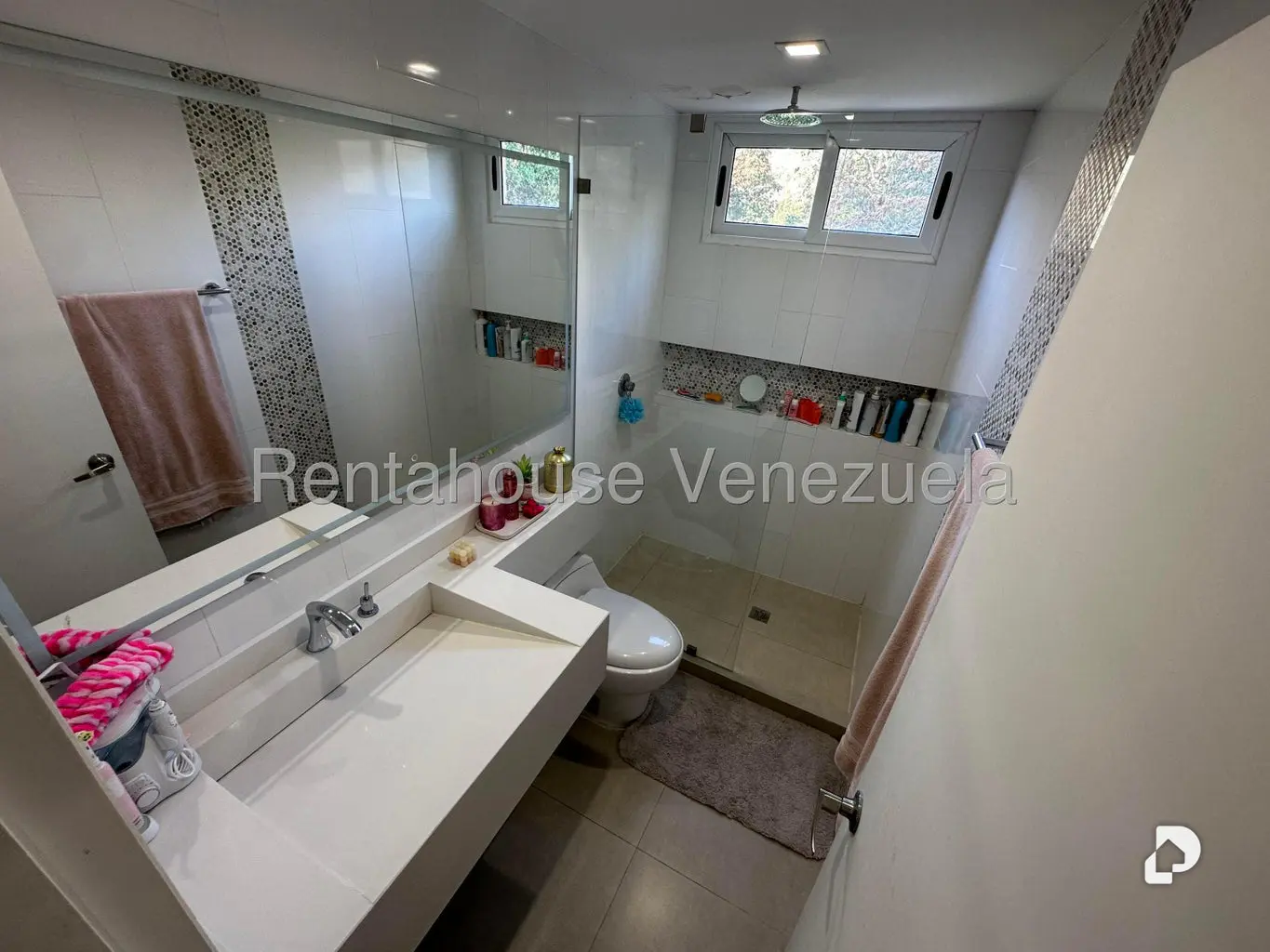 Apartamento en Alto Hatillo, Caracas – 21