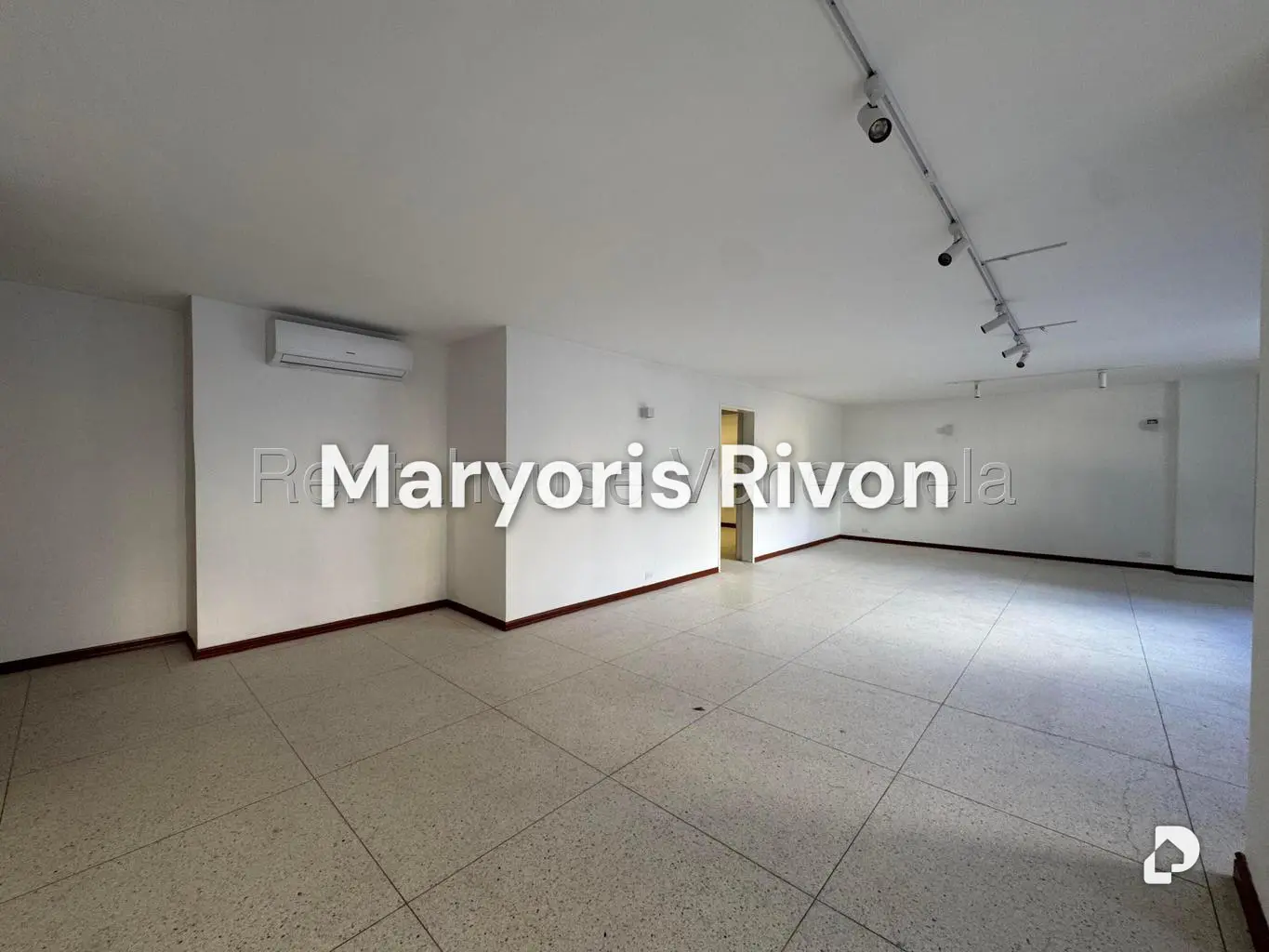 Apartamento en Altamira, Caracas – 18