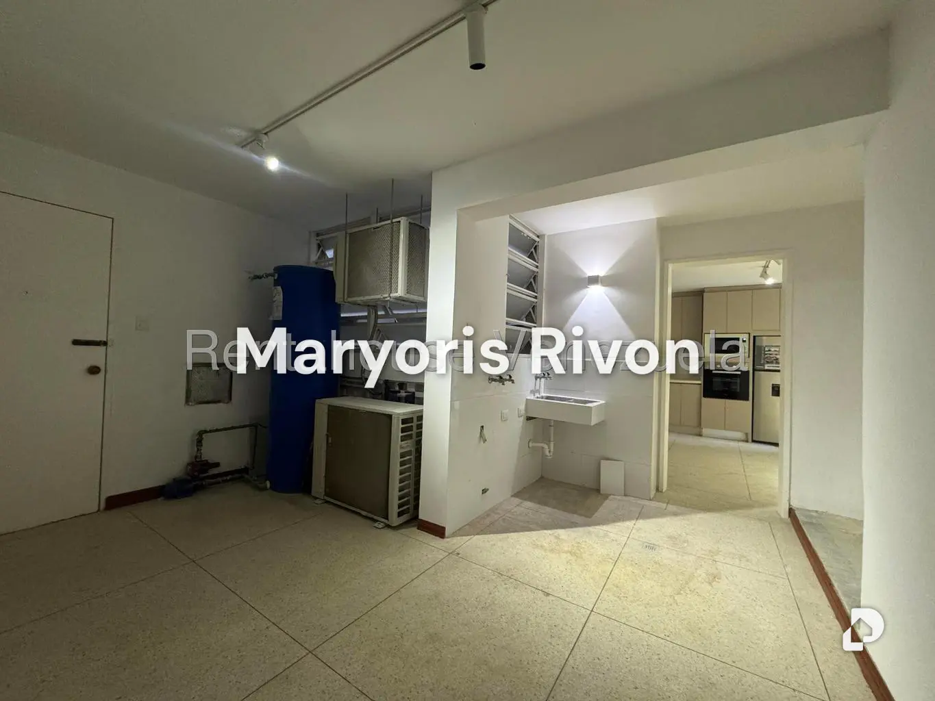 Apartamento en Altamira, Caracas – 2