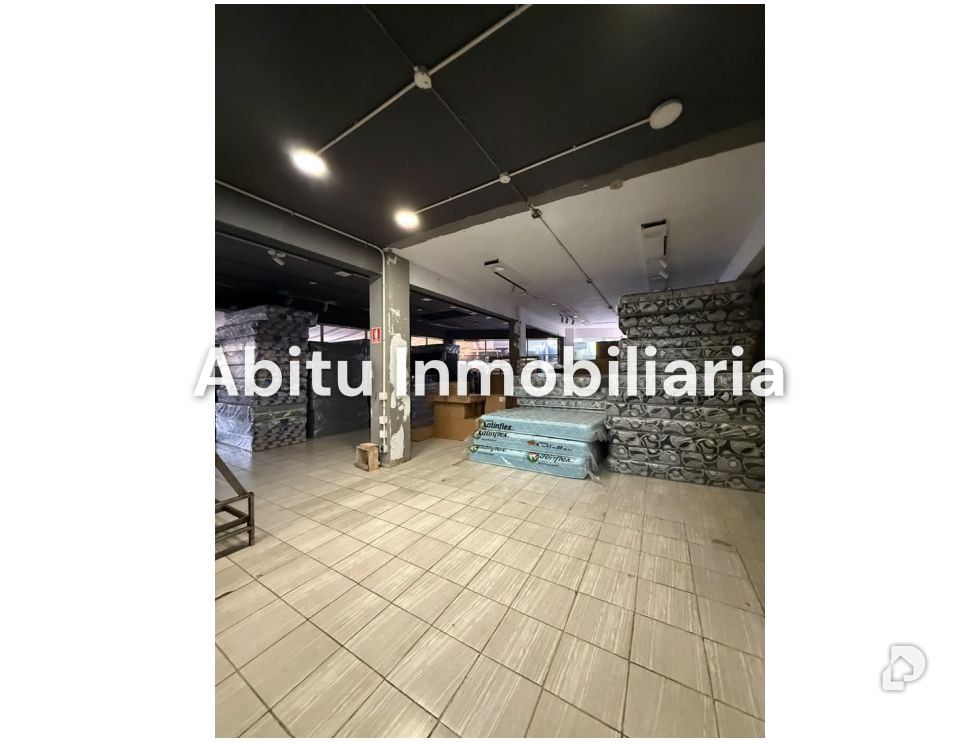 Local comercial en La Trinidad, Caracas – 14