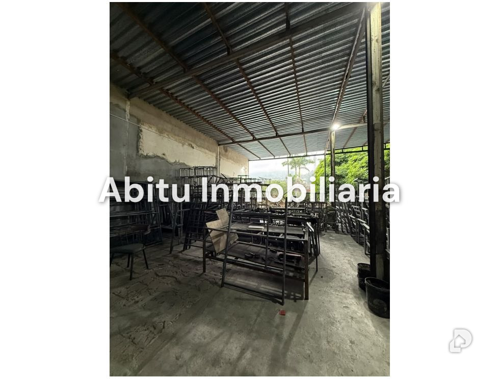 Local comercial en La Trinidad, Caracas – 10