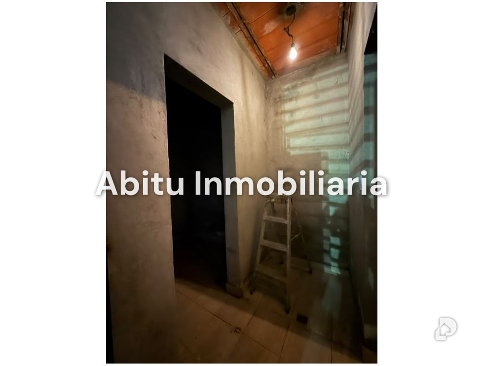 Local comercial en La Trinidad, Caracas – 19