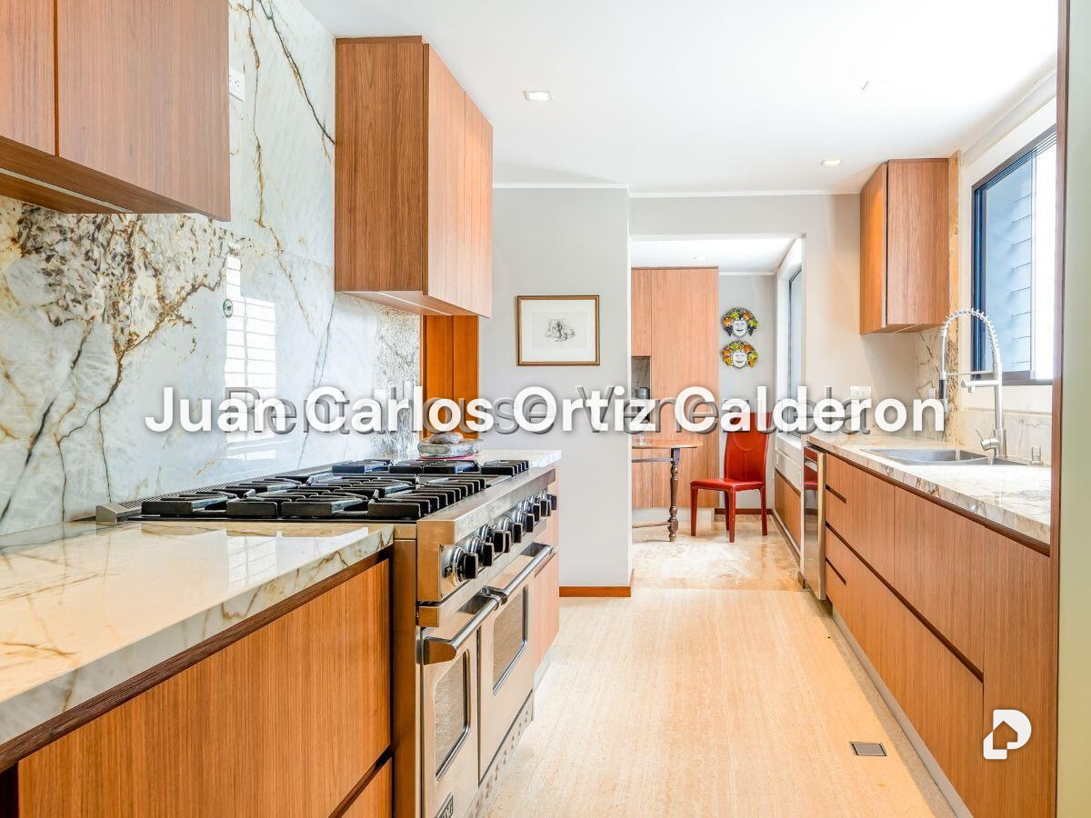 Casa en Los Palos Grandes, Caracas – 20