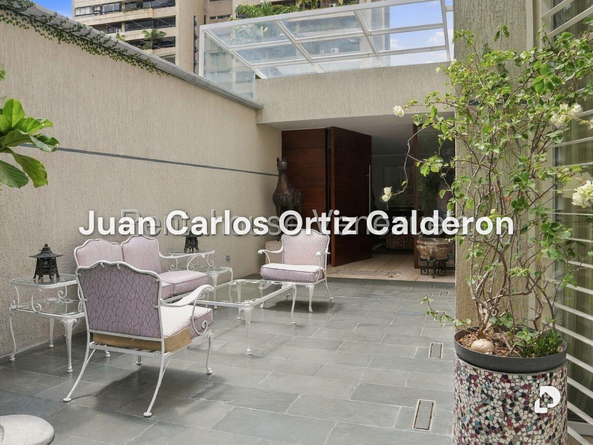 Casa en Los Palos Grandes, Caracas – 7