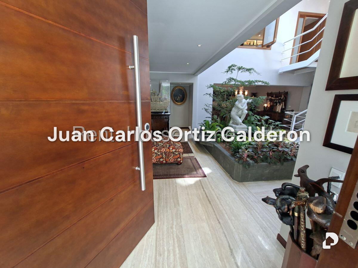 Casa en Los Palos Grandes, Caracas – 10