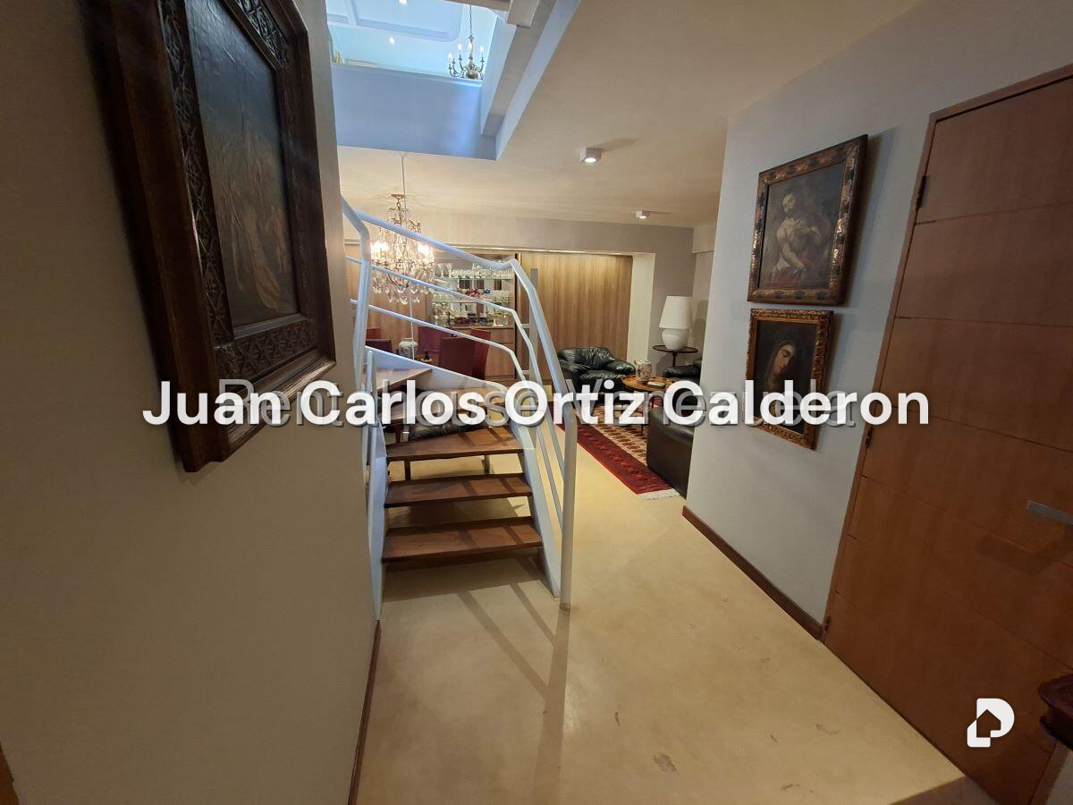 Casa en Los Palos Grandes, Caracas – 30