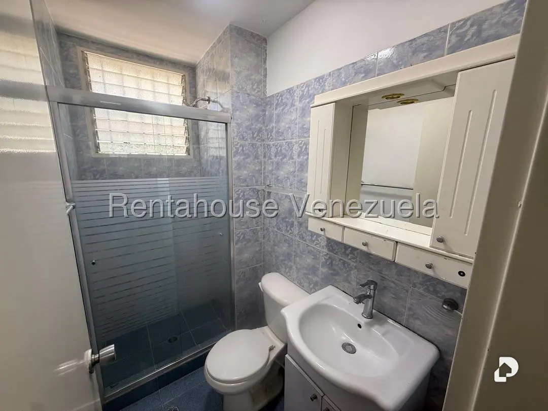 Apartamento en Santa Rosa de Lima, Caracas – 14